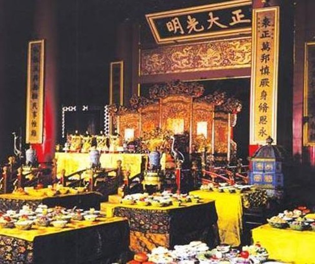 Toàn ăn sơn hào hải vị nhưng Hoàng đế Trung Hoa không ai béo phì, bí quyết nằm ở 3 điều - Ảnh 2.
