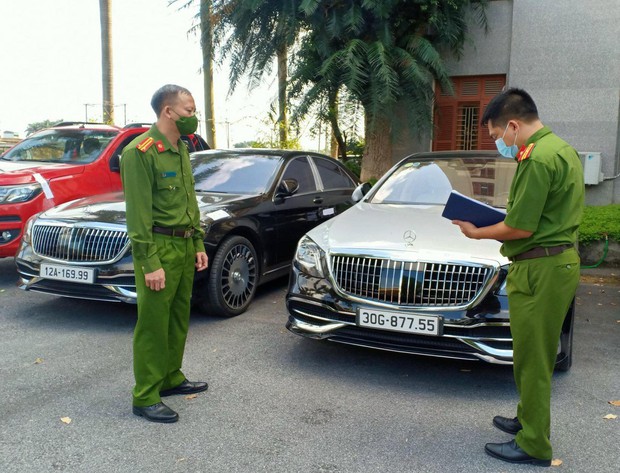 Vụ triệt phá đường dây đánh bạc 14 nghìn tỷ: Trước khi bị bắt, nhóm đối tượng đã rút khỏi đại bản doanh và sẵn sàng bỏ trốn - Ảnh 1.