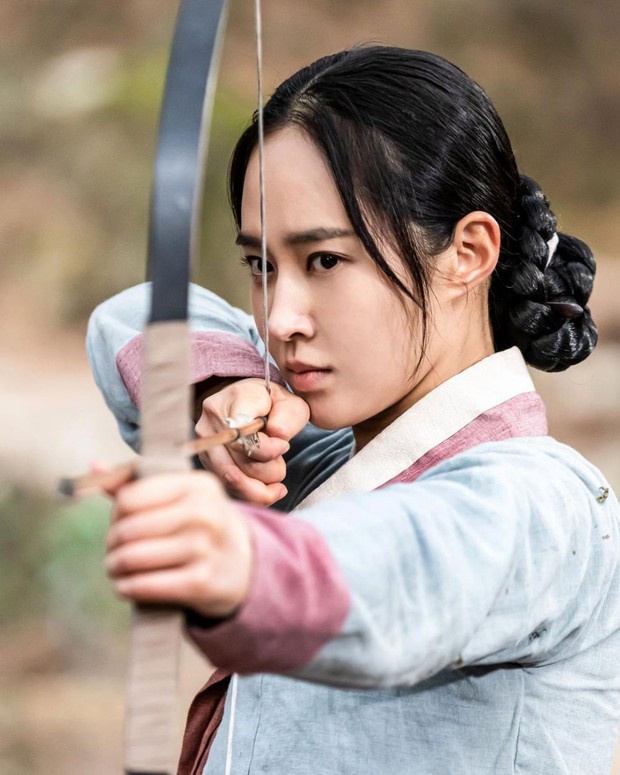 4 nữ thần cổ trang đẹp nhất màn ảnh Hàn 2021: Kim Yoo Jung như tiên tử nhưng Yuri (SNSD) mới là đỉnh cao - Ảnh 7.