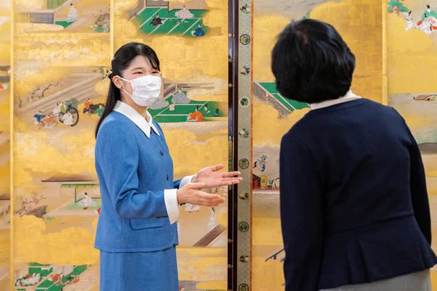 Từng bị chê kém sắc thậm tệ, Công chúa độc nhất của Nhật hoàng gây ngỡ ngàng khi tung ảnh “lột xác” đón tuổi 20, được khen ngợi hết lời - Ảnh 7. Từng bị chê kém sắc thậm tệ, Công chúa độc nhất của Nhật hoàng gây ngỡ ngàng khi tung ảnh “lột xác” đón tuổi 20, được khen ngợi hết lời - Ảnh 7.