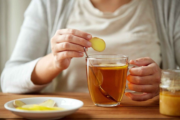 Uống 2 loại nước này vào buổi sáng có thể dẫn đến ung thư thực quản và tăng đường huyết, loại đầu tiên đã được WHO thêm vào danh sách đen từ lâu - Ảnh 1.