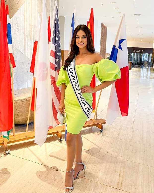 Mở bung vali của tân Miss Universe 2021 Harnaaz Sandhu: Tưởng vu vơ mà đẳng cấp lắm à nha! - Ảnh 6. Mở bung vali của tân Miss Universe 2021 Harnaaz Sandhu: Tưởng vu vơ mà đẳng cấp lắm à nha! - Ảnh 6.