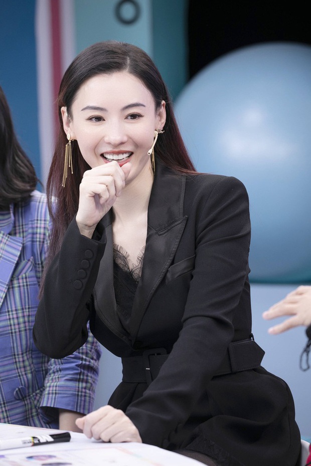 Tròn 1 thập kỷ chia tay, Tạ Đình Phong rơi nước mắt khi bất ngờ nhắc đến Trương Bá Chi, tất cả chỉ vì 1 hành động - Ảnh 4. Tròn 1 thập kỷ chia tay, Tạ Đình Phong rơi nước mắt khi bất ngờ nhắc đến Trương Bá Chi, tất cả chỉ vì 1 hành động - Ảnh 4.