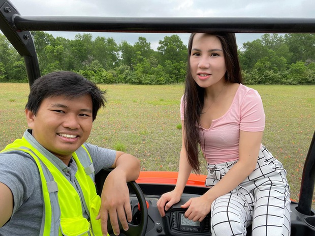 Giàu tới nỗi đi mua máy bay trăm tỷ - đất chục triệu đô nhưng Vương Phạm không cho vợ xài túi hiệu, nguyên nhân vì sao? - Ảnh 3. Giàu tới nỗi đi mua máy bay trăm tỷ - đất chục triệu đô nhưng Vương Phạm không cho vợ xài túi hiệu, nguyên nhân vì sao? - Ảnh 3.