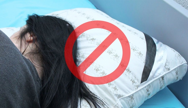 4 thói quen khi ngủ dễ gây hại thân nhiều hơn bạn tưởng, nên thay đổi càng sớm càng tốt - Ảnh 3. 4 thói quen khi ngủ dễ gây hại thân nhiều hơn bạn tưởng, nên thay đổi càng sớm càng tốt - Ảnh 3.