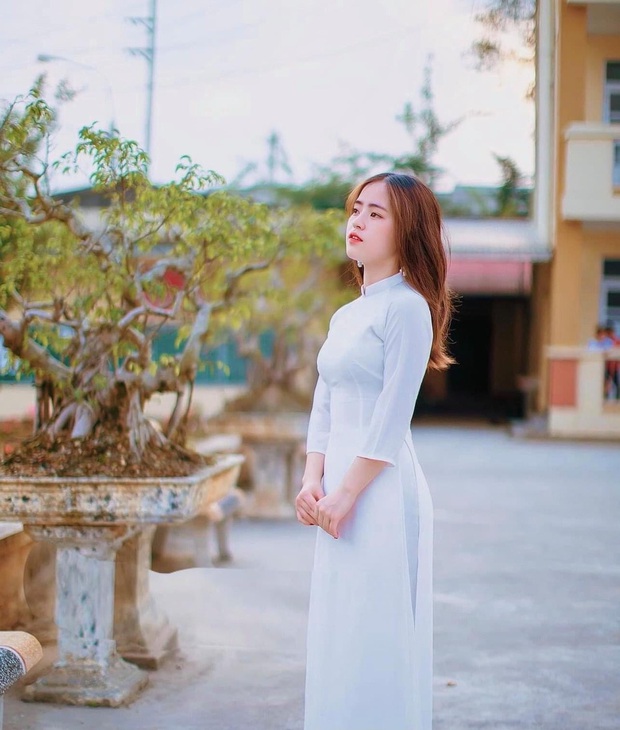 Nữ sinh bán lê nổi tiếng 3 năm trước ở Hà Giang: Đã là thiếu nữ xinh đẹp, giỏi giang - Ảnh 6.