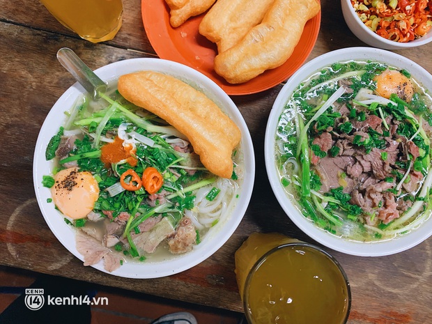 2 hàng phở bò không ăn chanh ở Hà Nội: Mỗi nơi một vẻ khiến dân tình không ngừng tranh cãi xem quán nào ngon hơn - Ảnh 4.