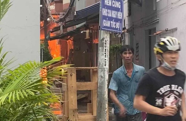 Những vụ hoả hoạn năm 2021 gây ám ảnh khi cướp đi mạng sống của cả gia đình:  Chỉ sau 1 đêm, âm dương chia xa mãi mãi! - Ảnh 10.