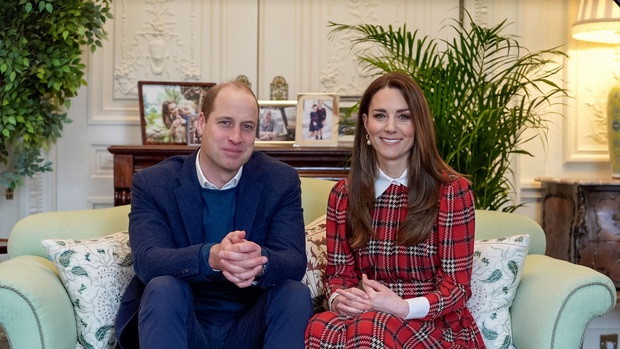 Nhìn hành trình thời trang 2021 của Kate Middleton mới thấy Meghan Markle chắc chắn không có cửa! - Ảnh 1. Nhìn hành trình thời trang 2021 của Kate Middleton mới thấy Meghan Markle chắc chắn không có cửa! - Ảnh 1.