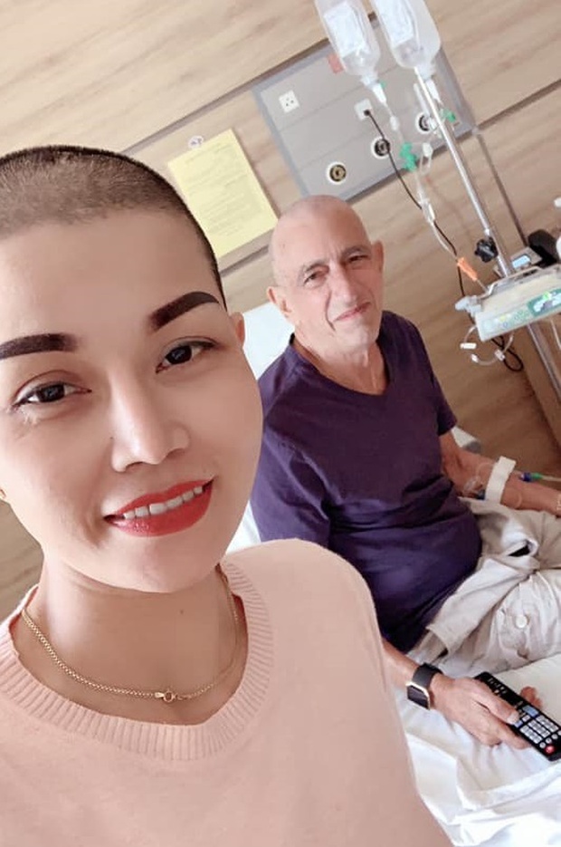  Cô gái Việt cạo đầu vì chồng Tây bị ung thư: Anh muốn được chết, để cho mình bớt khổ đau - Ảnh 3.