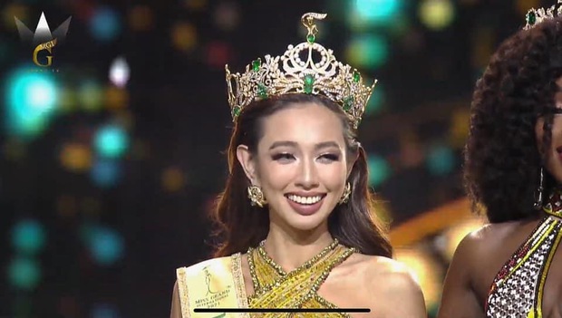 Ảnh thời đi học siêu hiếm của Hoa hậu Thuỳ Tiên: Dậy thì quá thành công, bảo sao đăng quang Miss Grand 2021! - Ảnh 5.