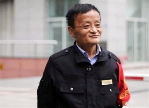 Jack Ma bán nấm nổi tiếng một thời: Kiếm bộn tiền nhờ ngoại hình giống tỷ phú nhưng chớp mắt quay lại vạch xuất phát vì một lý do - Ảnh 6.
