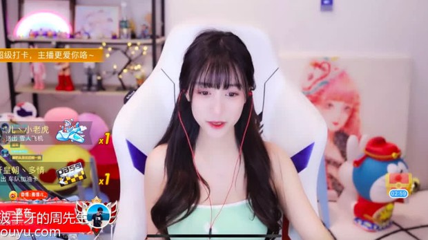 Fan cứng liên tục donate quà khủng, tỏ tình ngay trên sóng nhưng nữ streamer lơ đẹp và từ chối thẳng thừng - Ảnh 3.