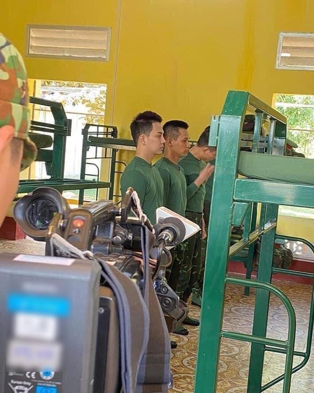 Lộ danh sách 8 cây hài tham gia Sao Nhập Ngũ mùa mới, nhìn Hòa Minzy không thể nhịn cười! - Ảnh 4. Lộ danh sách 8 cây hài tham gia Sao Nhập Ngũ mùa mới, nhìn Hòa Minzy không thể nhịn cười! - Ảnh 4.