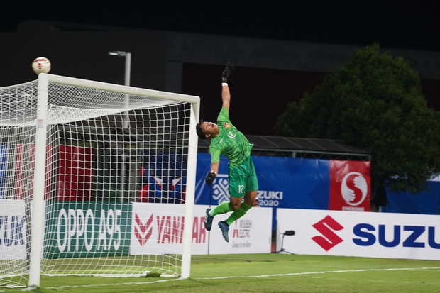 AFF Cup 2020: Công Phượng bất ngờ bị gạch tên, cầu thủ Lào & Thái Lan được vinh danh - Ảnh 2.