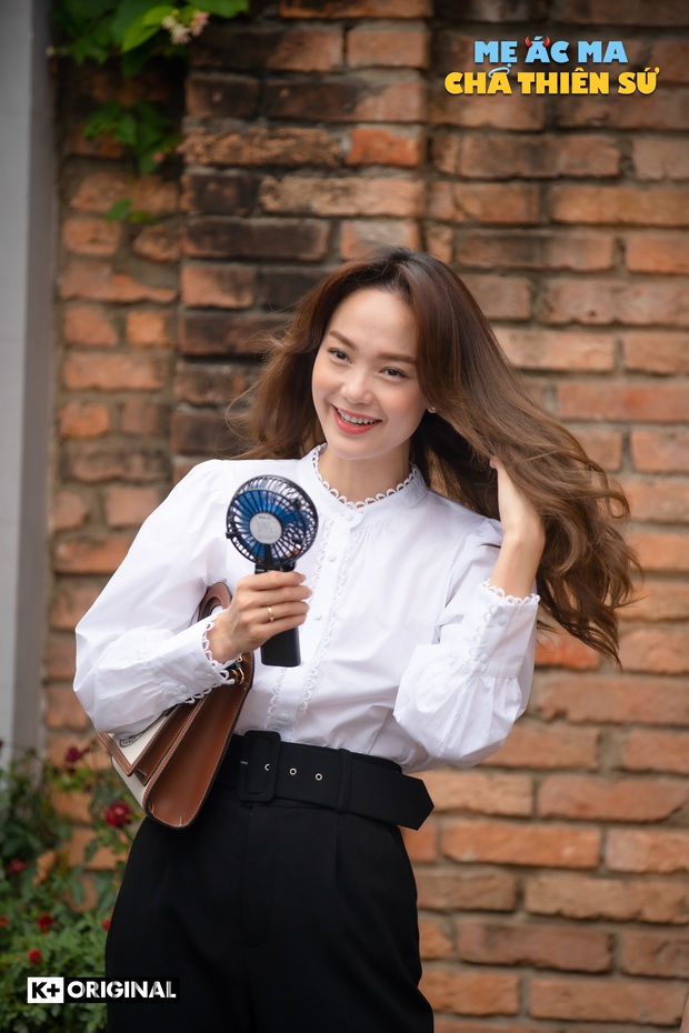Sốc visual Minh Hằng sau 15 đóng phim: Mới ngày nào là bé Heo mũm mĩm, nay thành gái một con đẹp phát hờn - Ảnh 8. Sốc visual Minh Hằng sau 15 đóng phim: Mới ngày nào là bé Heo mũm mĩm, nay thành gái một con đẹp phát hờn - Ảnh 8.