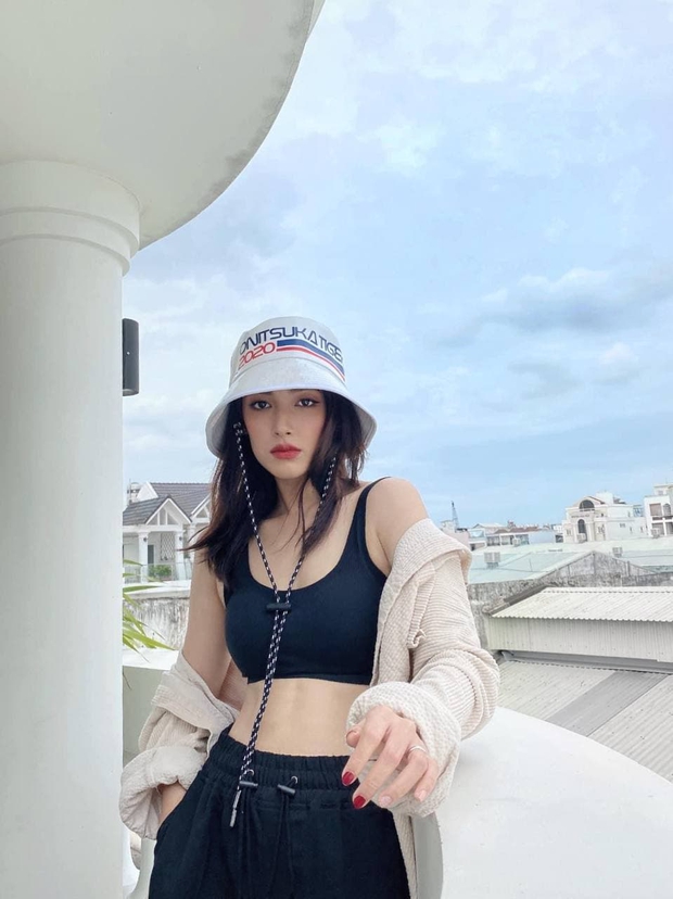 Dàn Sao Nhập Ngũ đều sở hữu body cực mlem, kéo xuống Độ Mixi mới hú hồn! - Ảnh 12. Dàn Sao Nhập Ngũ đều sở hữu body cực mlem, kéo xuống Độ Mixi mới hú hồn! - Ảnh 12.