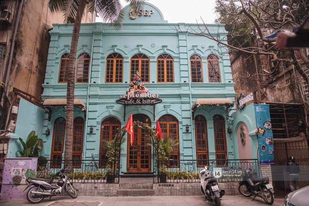 Ảnh: Tình hình quán xá Hà Nội trong ngày đầu thực hiện tạm đóng cửa vũ trường, quán bar và thắt chặt phòng chống dịch Covid-19 - Ảnh 6. Ảnh: Tình hình quán xá Hà Nội trong ngày đầu thực hiện tạm đóng cửa vũ trường, quán bar và thắt chặt phòng chống dịch Covid-19 - Ảnh 6.