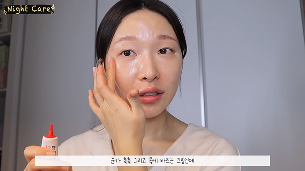 Makeup artist người Hàn chia sẻ loạt sản phẩm đỉnh cao giúp cô “cải tạo” làn da thâm mụn xấu xí trở nên căng mướt như phủ sương - Ảnh 19. Makeup artist người Hàn chia sẻ loạt sản phẩm đỉnh cao giúp cô “cải tạo” làn da thâm mụn xấu xí trở nên căng mướt như phủ sương - Ảnh 19.