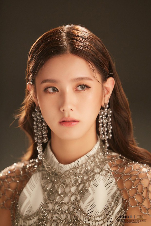 Nếu Kpop có girlgroup tuổi Sửu: Lisa và Rosé ai cũng đỉnh thế này thì phải debut cả hai, Jihyo có còn là trưởng nhóm? - Ảnh 8.