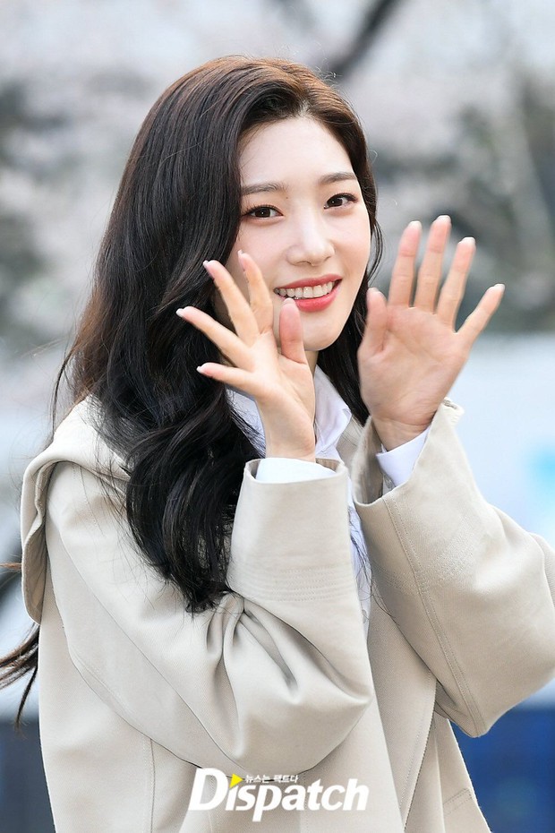 Nếu Kpop có girlgroup tuổi Sửu: Lisa và Rosé ai cũng đỉnh thế này thì phải debut cả hai, Jihyo có còn là trưởng nhóm? - Ảnh 13.