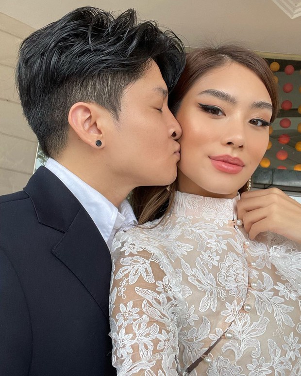 Loạt hot couple thi nhau check-in mùng 1 Tết: Quá nhiều cảnh hôn hít, quá nhiều cẩu lương - Ảnh 7.