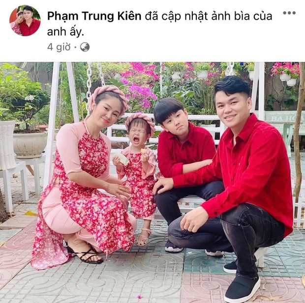 Couple hot Vbiz ngày mùng 1: Mỹ nhân hào môn “rắc thính” cực mạnh cùng ông xã, thế lực nhí nhăm nhe chiếm spotlight bố mẹ - Ảnh 20.