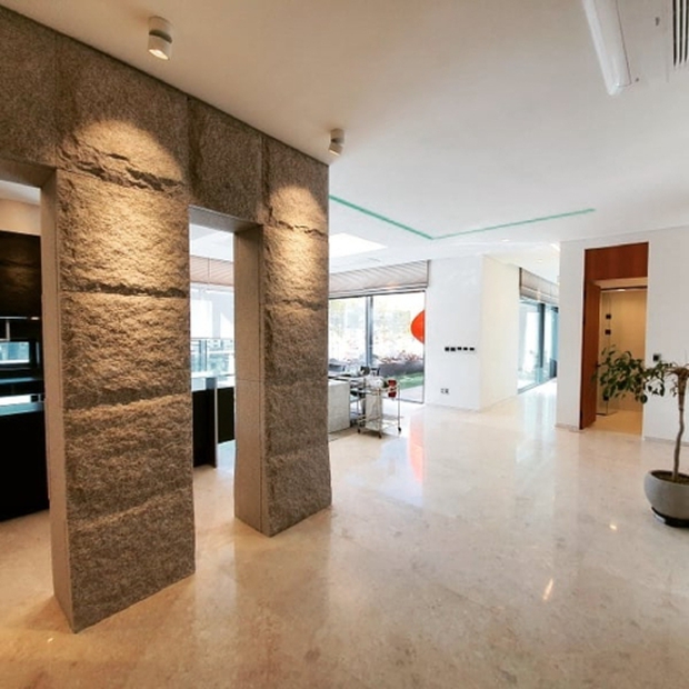 Cận cảnh nhà tân hôn trăm tỷ tin đồn của Hyun Bin - Son Ye Jin: Nội thất siêu sang, loạt chi tiết đúng ý “chị đẹp” đến lạ - Ảnh 8.