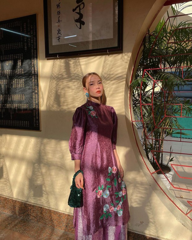 Sao Việt mặc gì đi lễ chùa đầu năm: Lệ Quyên, Angela Phương Trinh nền nã với áo dài, Sun Ht và Chi Pu lại gây tranh cãi - Ảnh 4.