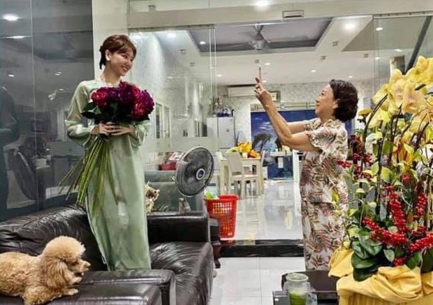 Trấn Thành bỗng lên tiếng về gia đình Hari Won: Chỉ có mẹ con họ là hưởng lợi, chuyện gì đây? - Ảnh 4. Trấn Thành bỗng lên tiếng về gia đình Hari Won: Chỉ có mẹ con họ là hưởng lợi, chuyện gì đây? - Ảnh 4.