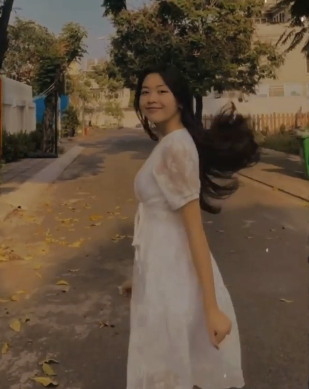 Lọ Lem nhà Quyền Linh làm dân tình đổ gục vì nhan sắc tựa thần tiên tỉ tỉ ở tuổi 16, đủ tuổi nhất định phải đi thi Hoa hậu thôi! - Ảnh 2.