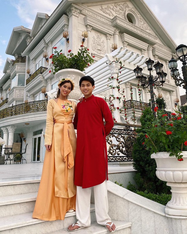 Rich kid ăn Tết có gì khác người thường, cứ xem loạt ảnh sau đây là rõ - Ảnh 2. Rich kid ăn Tết có gì khác người thường, cứ xem loạt ảnh sau đây là rõ - Ảnh 2.