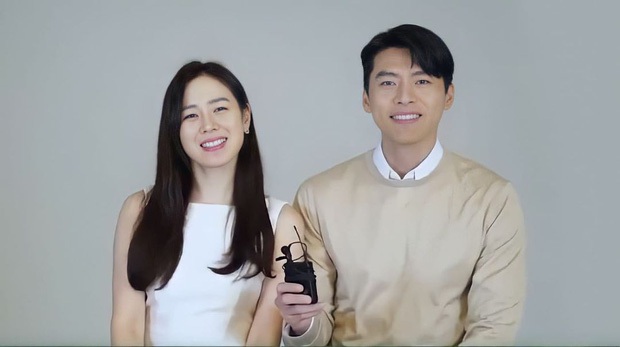 Hyun Bin - Son Ye Jin một trời một vực trước và sau khi công khai hẹn hò: Giả đò khi giấu giếm, giờ thì “bung lụa” luôn rồi? - Ảnh 2. Hyun Bin - Son Ye Jin một trời một vực trước và sau khi công khai hẹn hò: Giả đò khi giấu giếm, giờ thì “bung lụa” luôn rồi? - Ảnh 2.