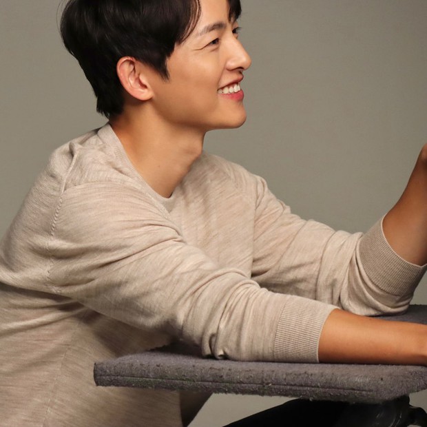 Song Joong Ki mở Instagram cá nhân, chỉ theo dõi 1 tài khoản duy nhất khiến dân tình không khỏi xôn xao - Ảnh 7.