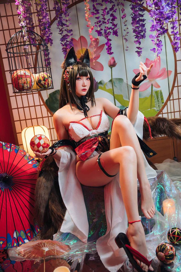 Cosplay Ahri phong cách Tết nguyên đán siêu chất, cô nàng hot girl khiến dân mạng nghẹt thở - Ảnh 1.