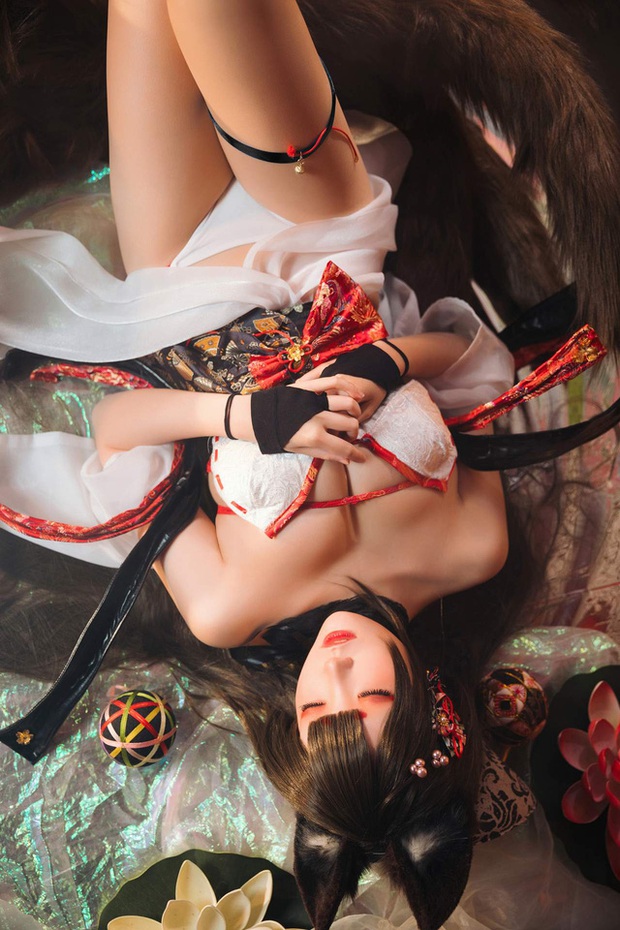 Cosplay Ahri phong cách Tết nguyên đán siêu chất, cô nàng hot girl khiến dân mạng nghẹt thở - Ảnh 5.