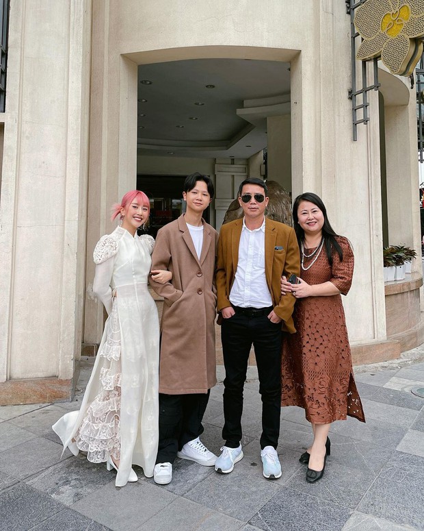 Tổng kết diễn biến 3 ngày Tết trên cõi mạng: Huy Trần về quê Ngô Thanh Vân ăn Tết, Phạm Văn Mách gặp biến căng đúng mùng 1 - Ảnh 10.