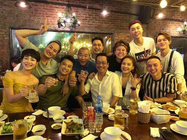 Dàn nghệ sĩ nghẹn ngào kể về cố NSND Hoàng Dũng: “Lần gần nhất gặp gỡ, bố vẫn khỏe mạnh như thanh niên” - Ảnh 7.