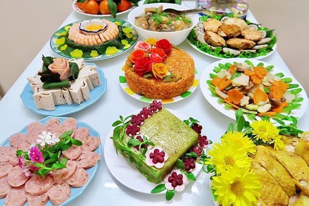Ngày Tết ăn uống triền miên, bác sĩ nêu 6 mẹo vàng cần ghi nhớ để đảm bảo sức khỏe - Ảnh 1. Ngày Tết ăn uống triền miên, bác sĩ nêu 6 mẹo vàng cần ghi nhớ để đảm bảo sức khỏe - Ảnh 1.