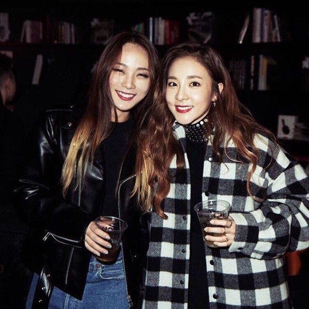 Hội nữ idol có chị em gái xinh như mộng: Chị Jisoo - Rosé (BLACKPINK) không kém minh tinh, em gái nữ thần lai YG gây bão - Ảnh 17. Hội nữ idol có chị em gái xinh như mộng: Chị Jisoo - Rosé (BLACKPINK) không kém minh tinh, em gái nữ thần lai YG gây bão - Ảnh 17.
