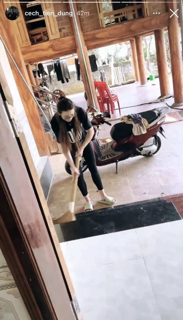 Loạt gái xinh đình đám lúc lên đồ đi chơi và khi về quê ăn Tết với phụ huynh: Thoát vai triệt để quá! - Ảnh 3.