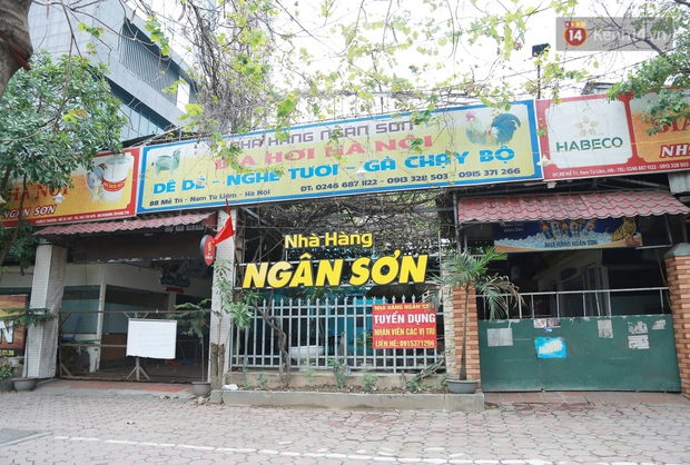 Chùm ảnh: Quán cafe, trà đá, quán ăn vỉa hè ở Hà Nội đồng loạt đóng cửa dịp đầu năm mới để phòng dịch Covid-19 - Ảnh 3. Chùm ảnh: Quán cafe, trà đá, quán ăn vỉa hè ở Hà Nội đồng loạt đóng cửa dịp đầu năm mới để phòng dịch Covid-19 - Ảnh 3.