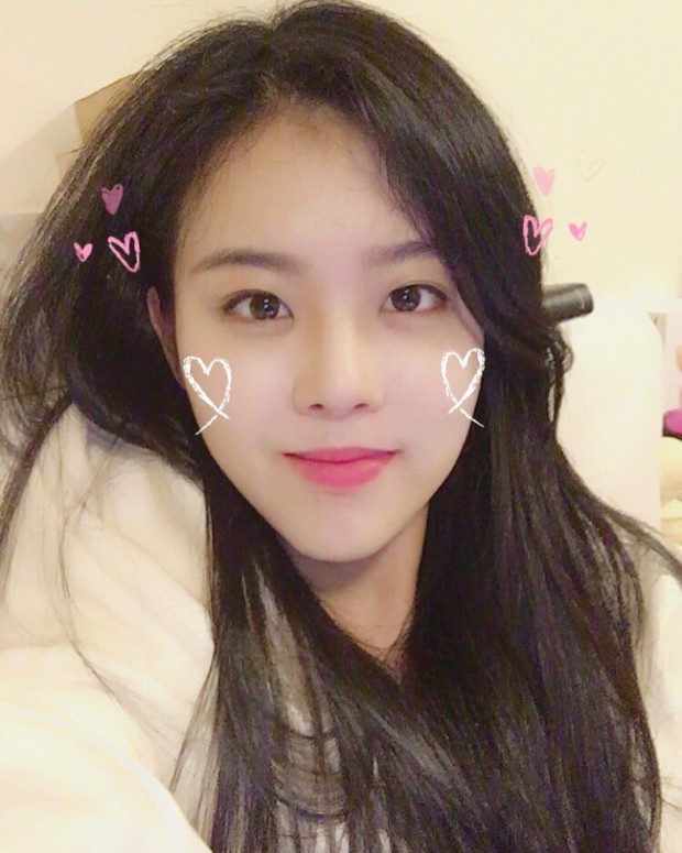 Hội nữ idol có chị em gái xinh như mộng: Chị Jisoo - Rosé (BLACKPINK) không kém minh tinh, em gái nữ thần lai YG gây bão - Ảnh 7. Hội nữ idol có chị em gái xinh như mộng: Chị Jisoo - Rosé (BLACKPINK) không kém minh tinh, em gái nữ thần lai YG gây bão - Ảnh 7.