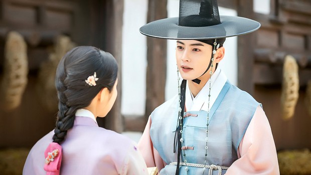 Cha Eun Woo bất ngờ làm cameo ở Mr. Queen ngoại truyện nhưng sao lại chuyển giới vậy ta? - Ảnh 4.