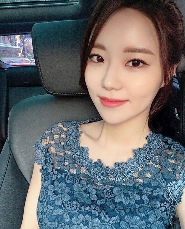 Hội nữ idol có chị em gái xinh như mộng: Chị Jisoo - Rosé (BLACKPINK) không kém minh tinh, em gái nữ thần lai YG gây bão - Ảnh 26. Hội nữ idol có chị em gái xinh như mộng: Chị Jisoo - Rosé (BLACKPINK) không kém minh tinh, em gái nữ thần lai YG gây bão - Ảnh 26.