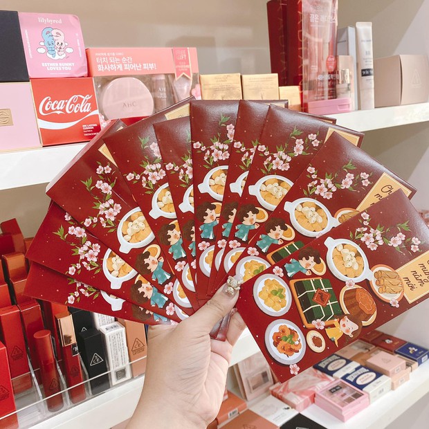 Các shop mỹ phẩm lì xì “đẫm” đầu năm: Nhiều món hi-end cũng sale xả láng - Ảnh 9. Các shop mỹ phẩm lì xì “đẫm” đầu năm: Nhiều món hi-end cũng sale xả láng - Ảnh 9.