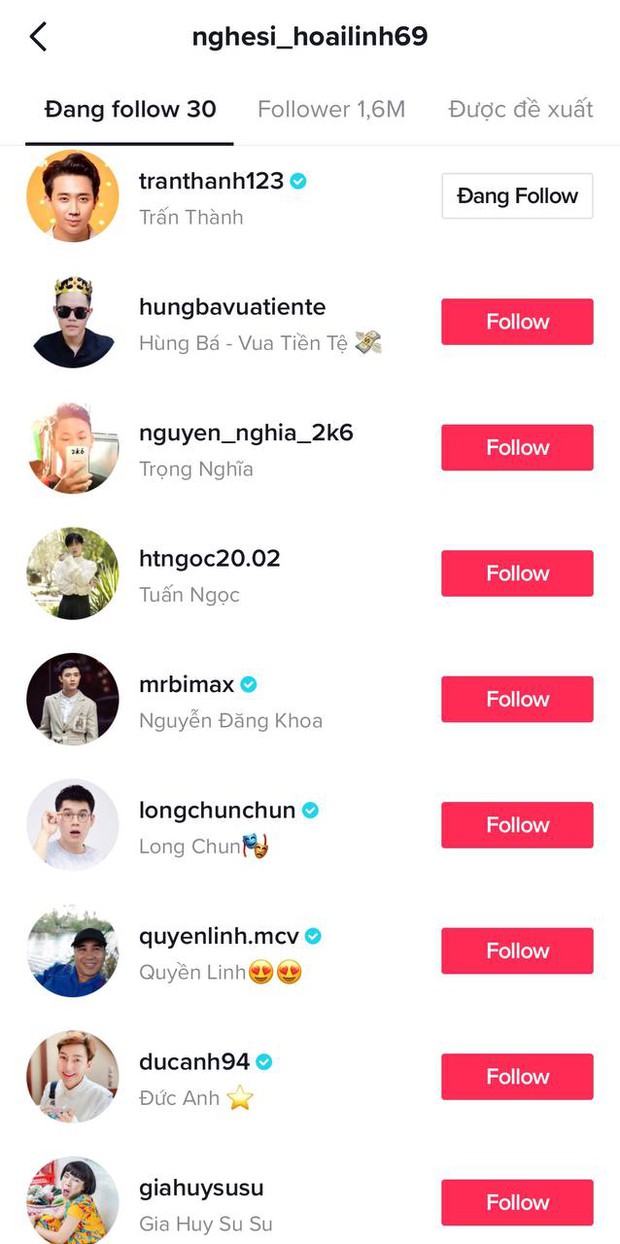 NSƯT Hoài Linh bấm follow 30 người trên TikTok, có 3 ca sĩ: Noo Phước Thịnh, Hòa Minzy và 1 rapper gây bất ngờ? - Ảnh 3. NSƯT Hoài Linh bấm follow 30 người trên TikTok, có 3 ca sĩ: Noo Phước Thịnh, Hòa Minzy và 1 rapper gây bất ngờ? - Ảnh 3.