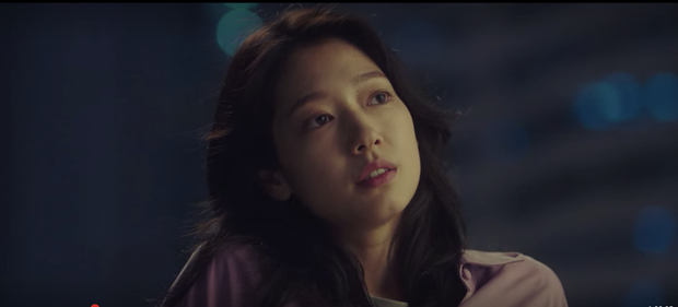 Sisyphus mở màn căng não: Park Shin Hye xuyên không từ hành tinh lạ, Jo Seung Woo lái máy bay cực ngầu - Ảnh 4.