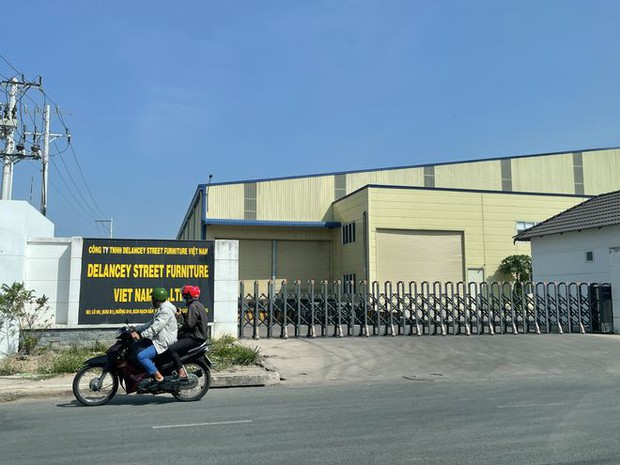 Diễn biến bất ngờ vụ công nhân đi làm đầu năm thì tá hoả nghe tin công ty giải thể - Ảnh 1. Diễn biến bất ngờ vụ công nhân đi làm đầu năm thì tá hoả nghe tin công ty giải thể - Ảnh 1.