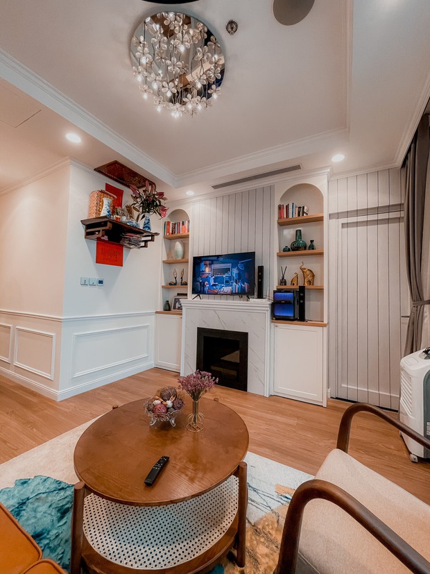 Căn hộ studio được thay áo mới với phong cách cực Tây, mê mệt nhất là chiếc tủ hành lang y hệt showroom mini - Ảnh 7.
